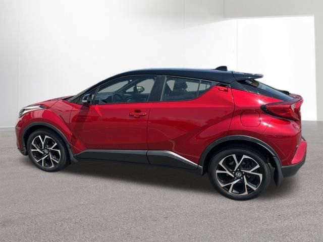Used 2020 Toyota C-HR XLE FWD image 13