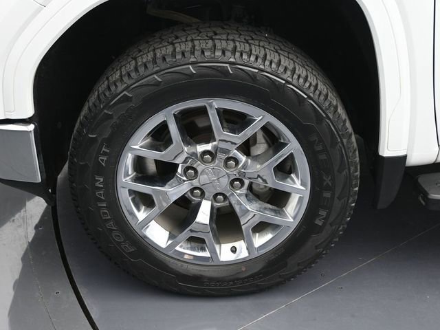 Used 2019 GMC Sierra 1500 SLT image 25