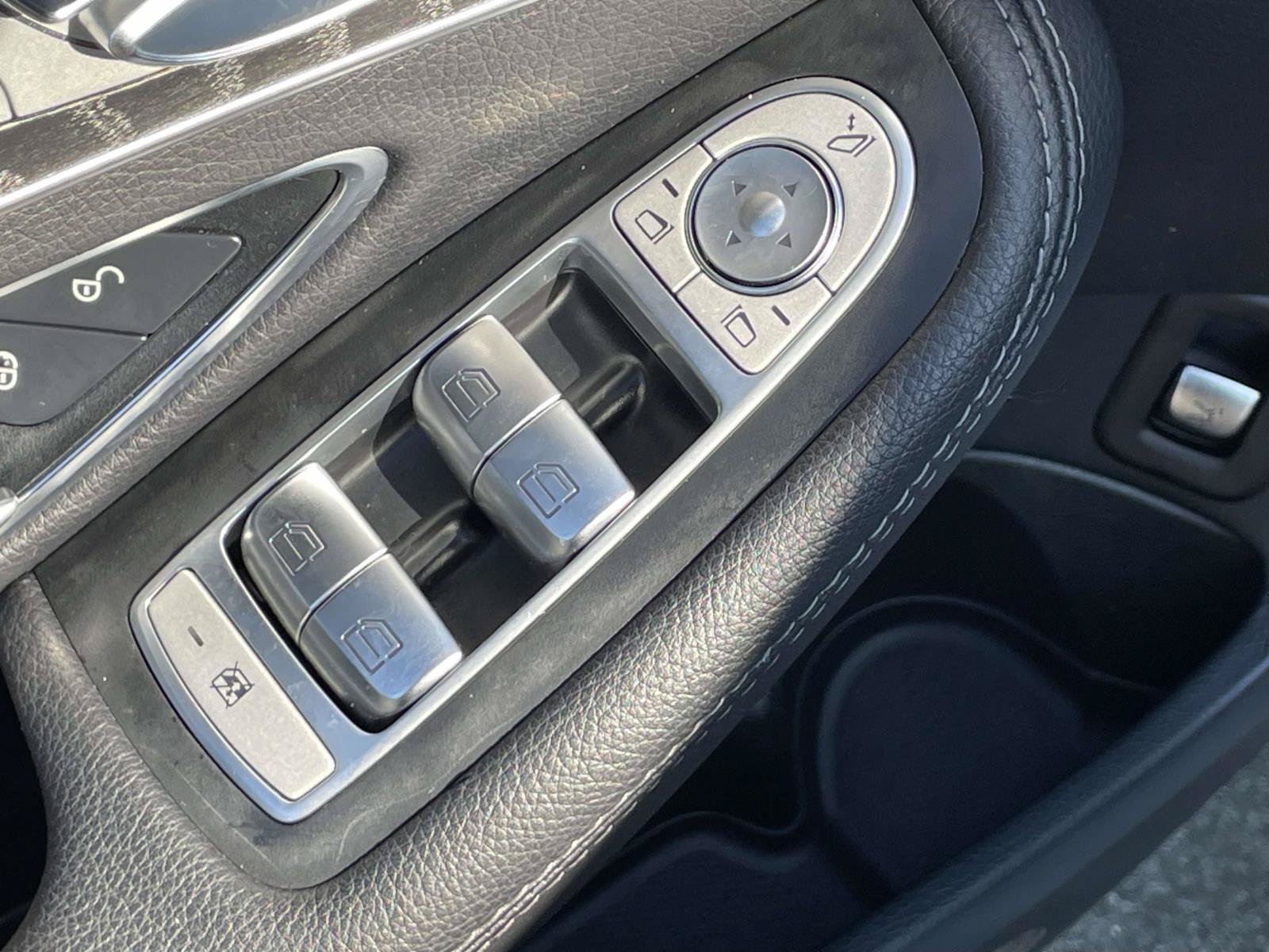 Used 2016 Mercedes-Benz C 300 4MATIC Sedan w/ Premium 2 Package image 19