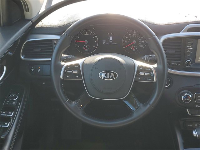 Used 2020 Kia Sorento S image 14