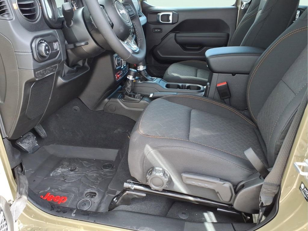 New 2026 Jeep Gladiator Mojave image 12