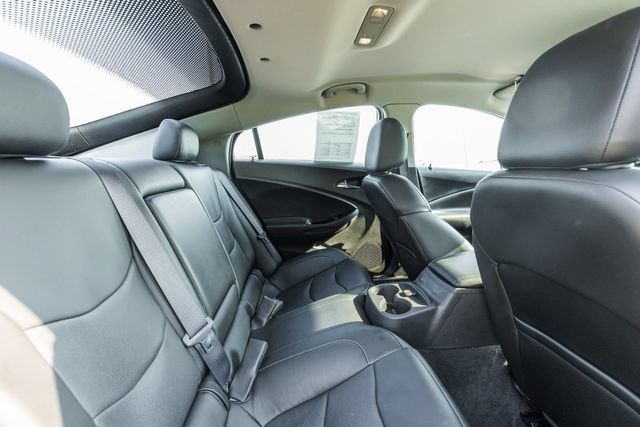 Used 2017 Chevrolet Volt LT w/ Comfort Package FWD image 15