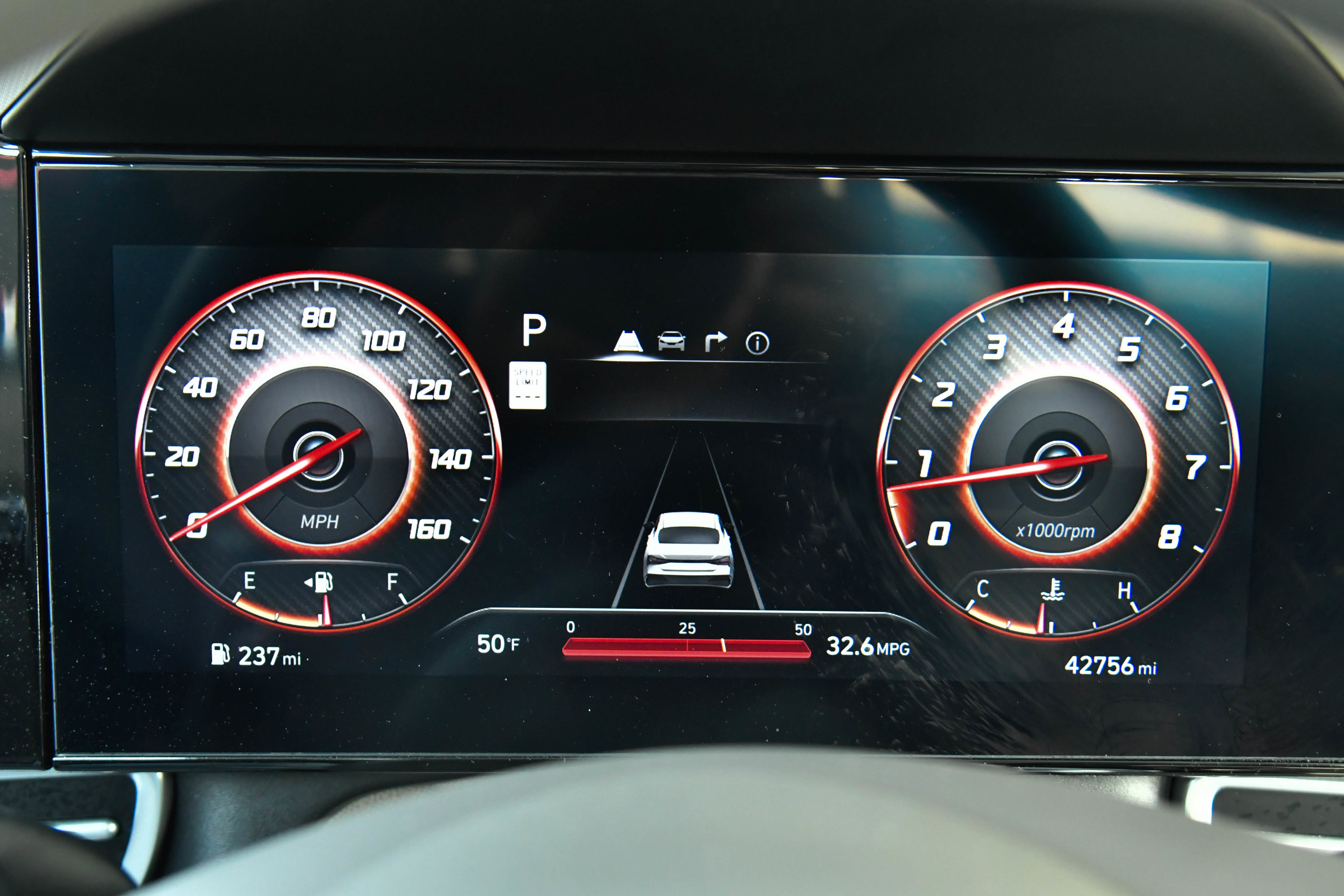 Used 2024 Hyundai Elantra SEL image 29