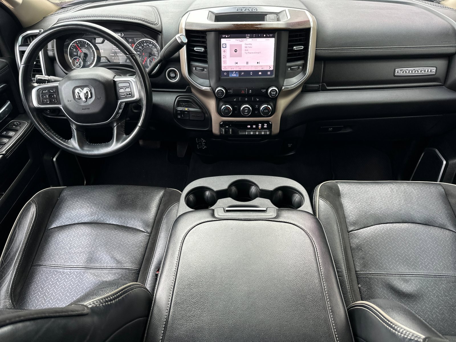 Used 2022 RAM 2500 Laramie image 12