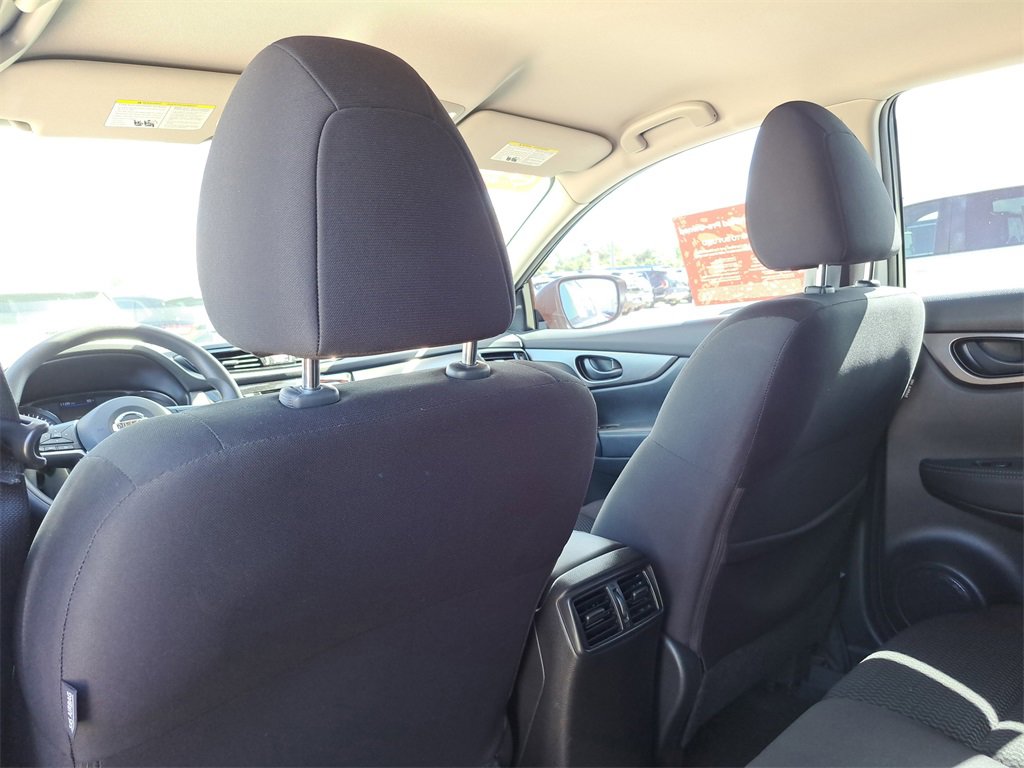Certified 2021 Nissan Rogue Sport S image 18