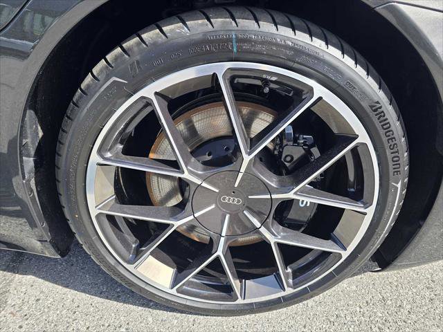 New 2025 Audi S e-tron GT Prestige image 9