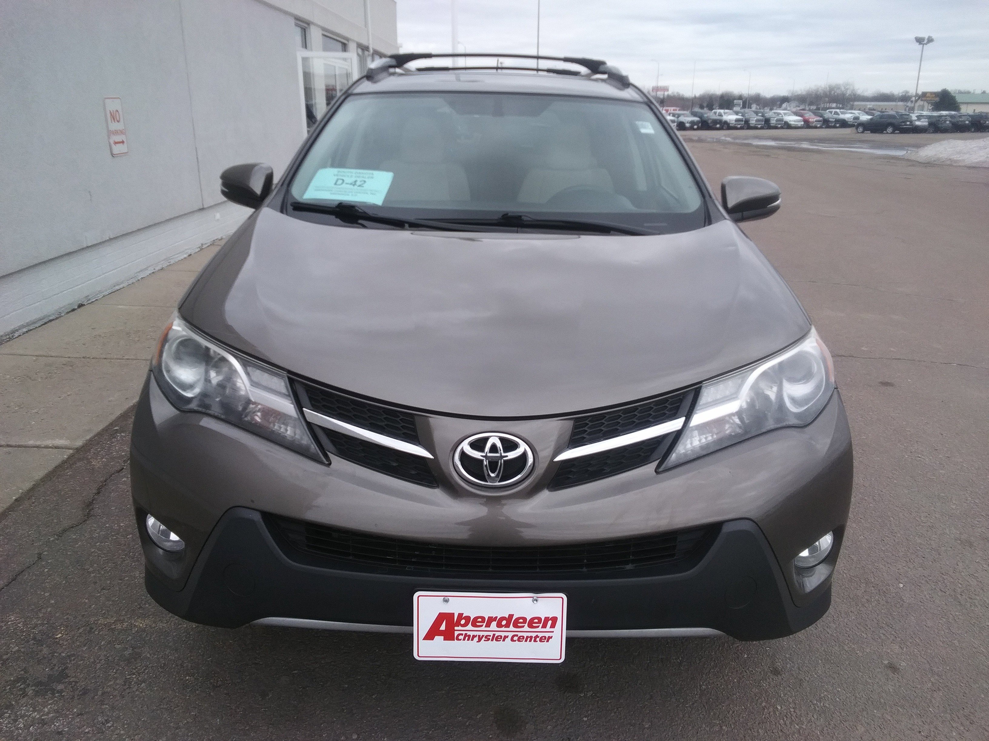Used 2015 Toyota RAV4 XLE image 3