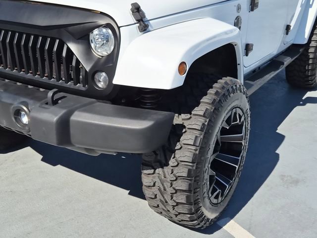 Used 2018 Jeep Wrangler Unlimited Sahara image 10