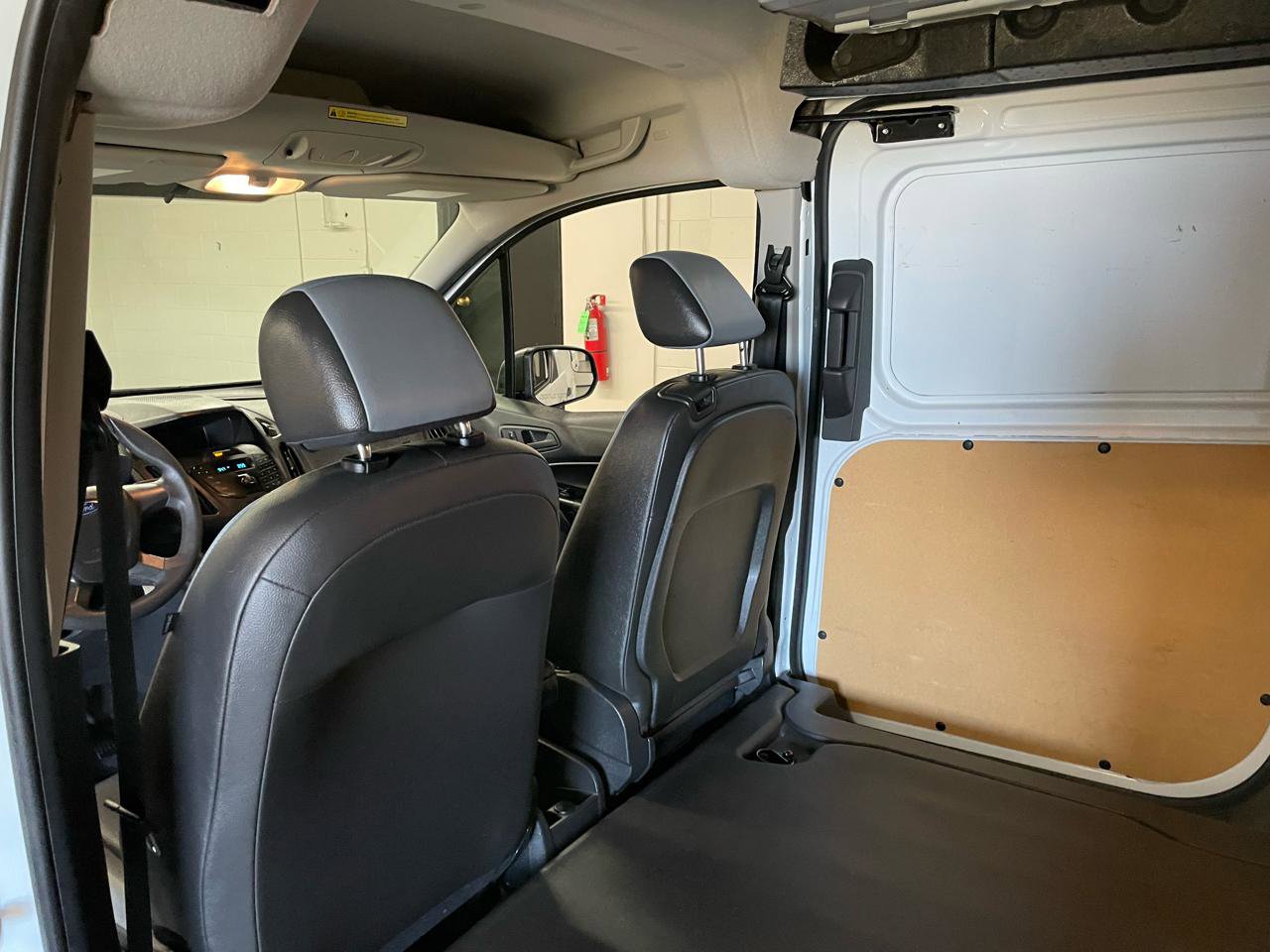 Used 2017 Ford Transit Connect XL image 12