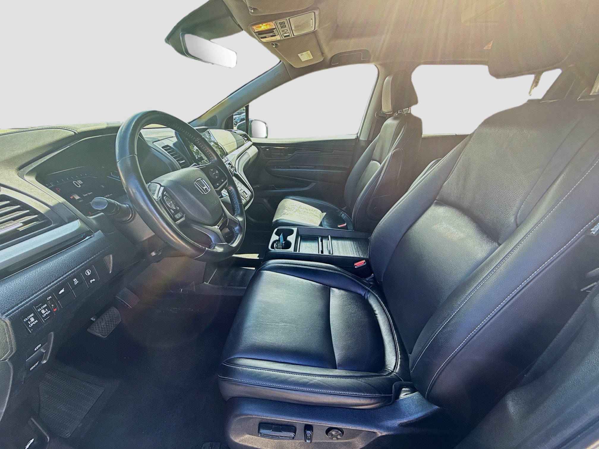 Used 2024 Honda Odyssey Touring image 19