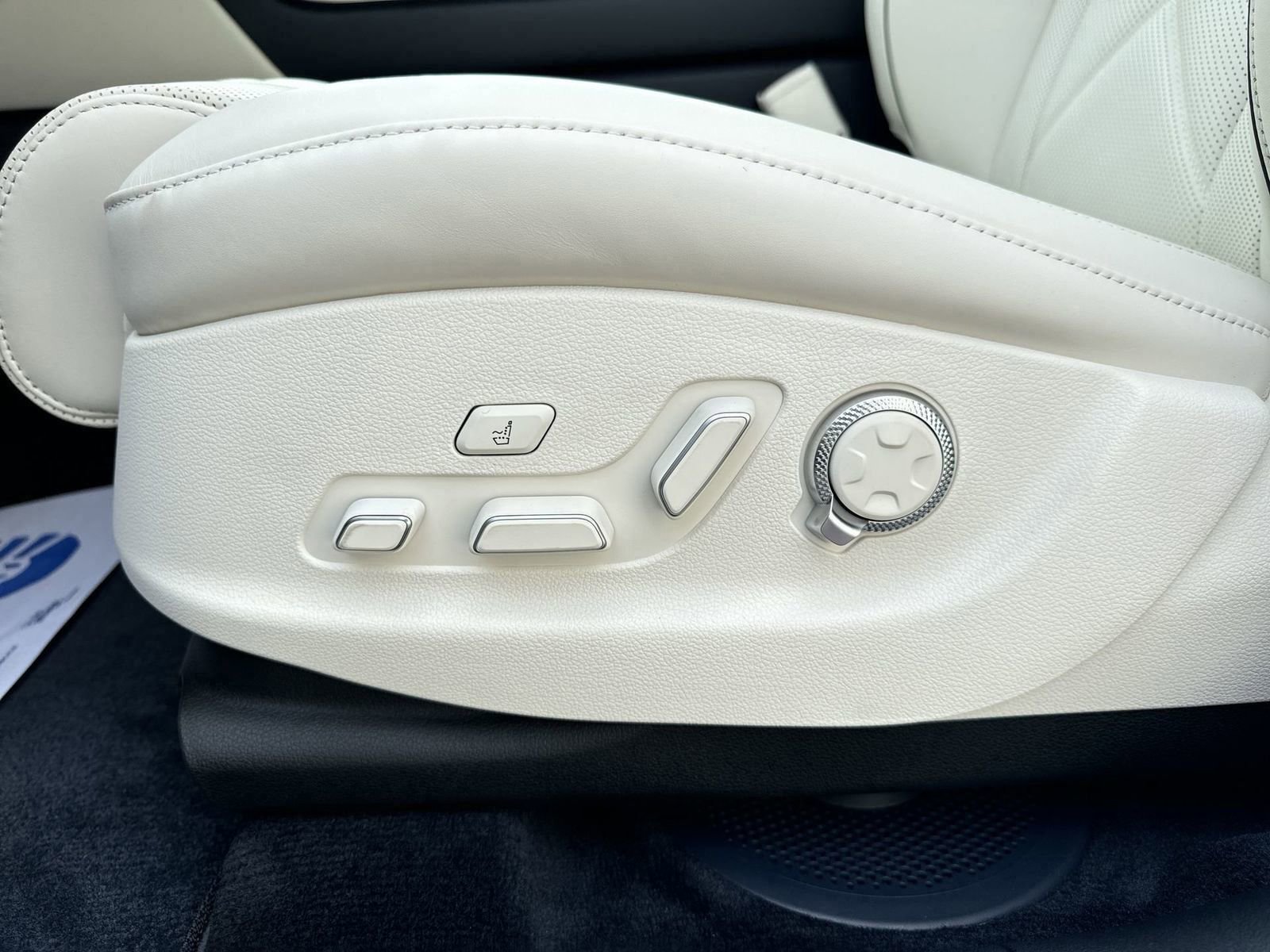 New 2025 Genesis GV80 3.5T Prestige image 18