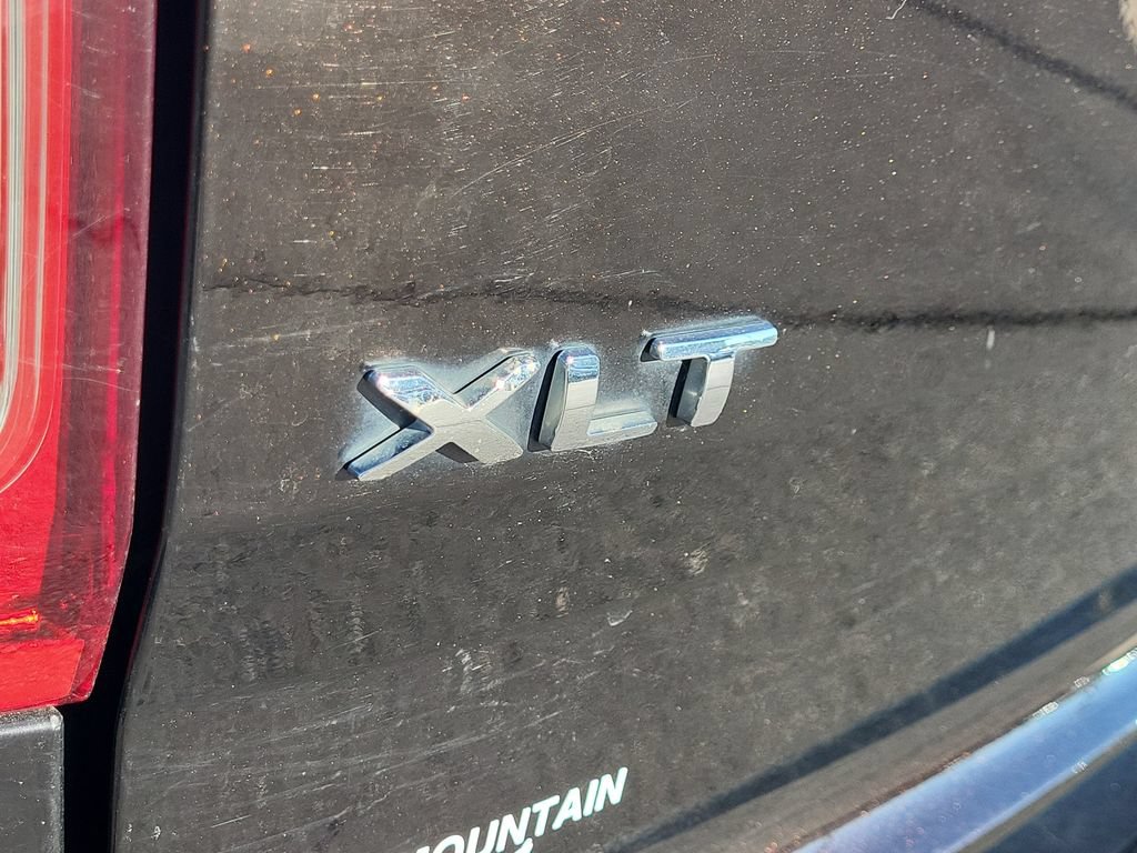 Used 2013 Ford Explorer XLT AWD/4WD image 17