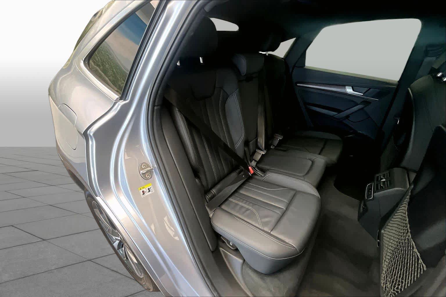 Used 2023 Audi Q5 2.0T Premium w/ Convenience Package AWD/4WD image 19