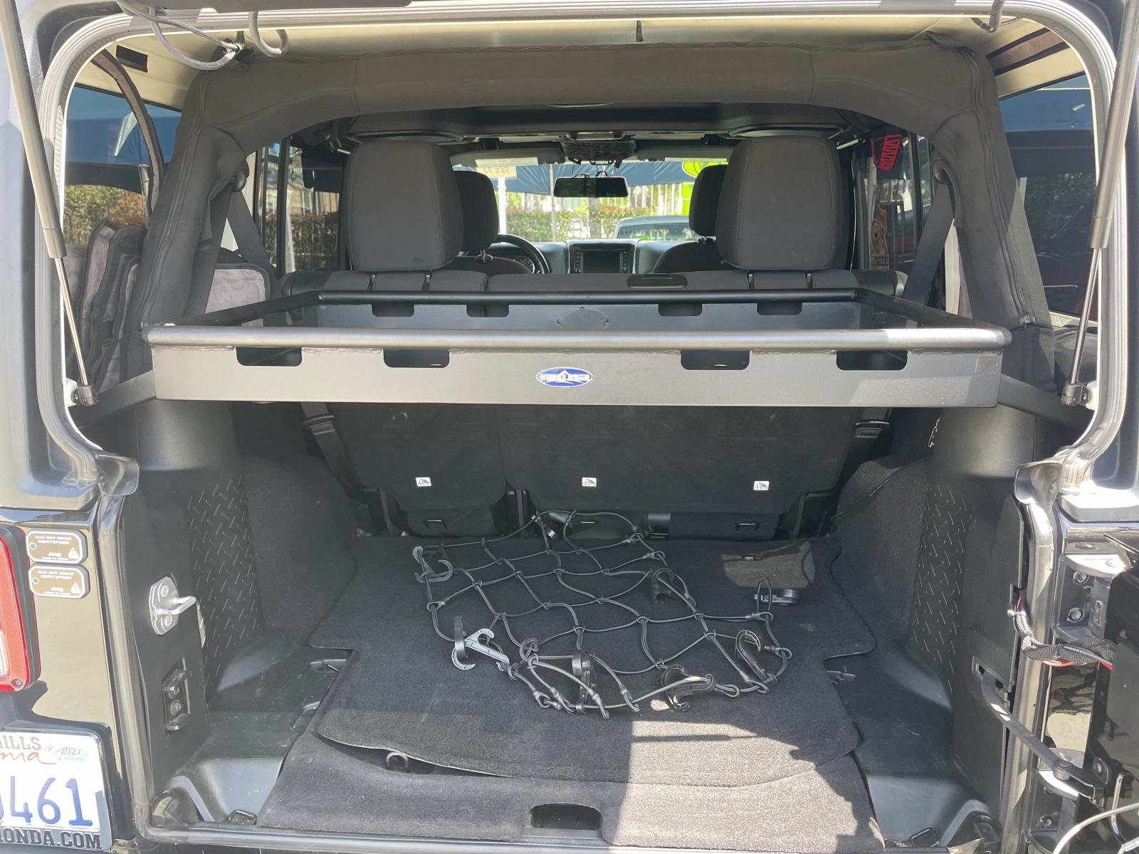 Used 2018 Jeep Wrangler Unlimited Sport w/ Connectivity Group AWD/4WD image 29