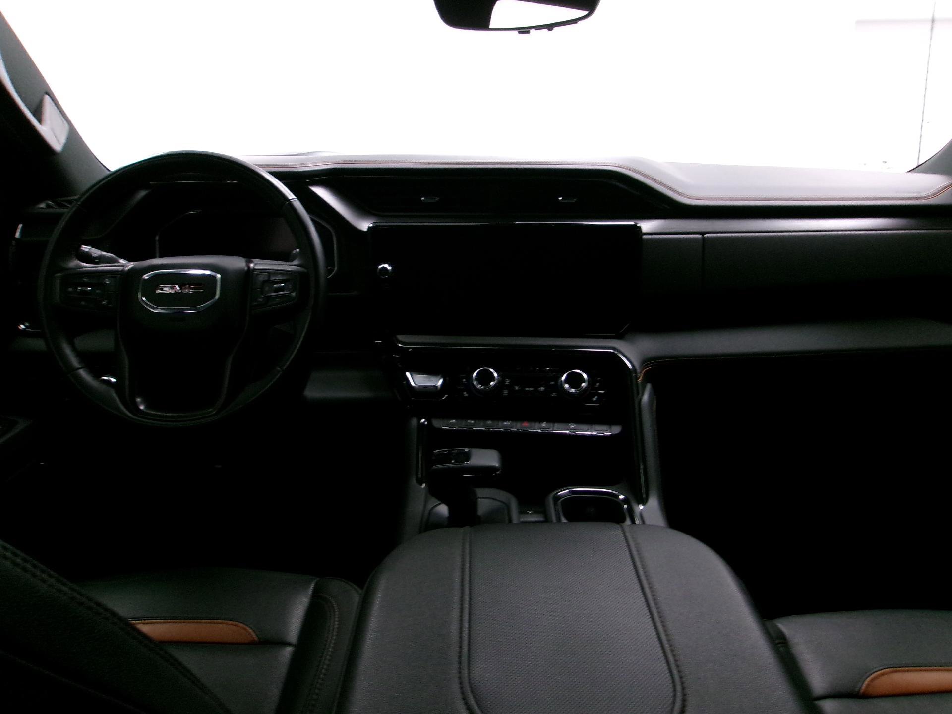 Certified 2023 GMC Sierra 1500 AT4 w/ Technology Package image 10