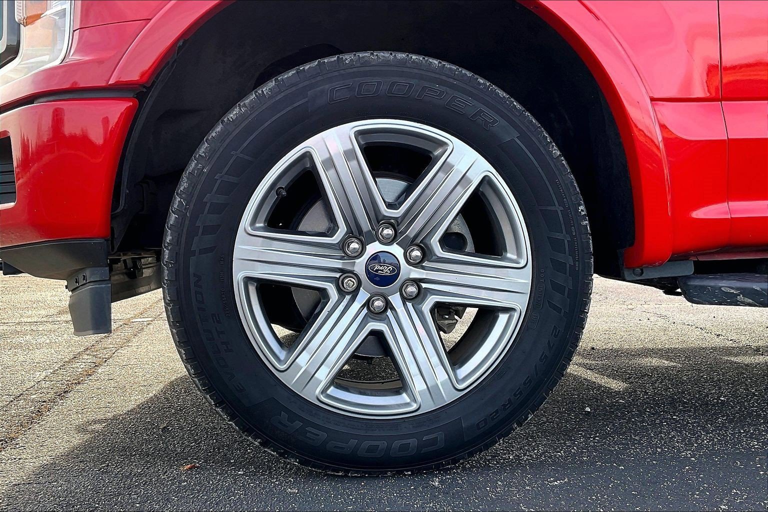 Used 2019 Ford F150 XLT w/ Equipment Group 302A Luxury image 9