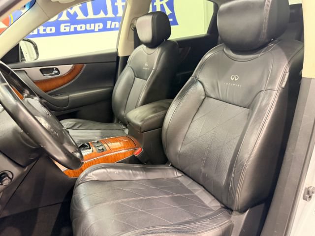 Used 2011 INFINITI FX35 AWD w/ Premium Pkg image 14
