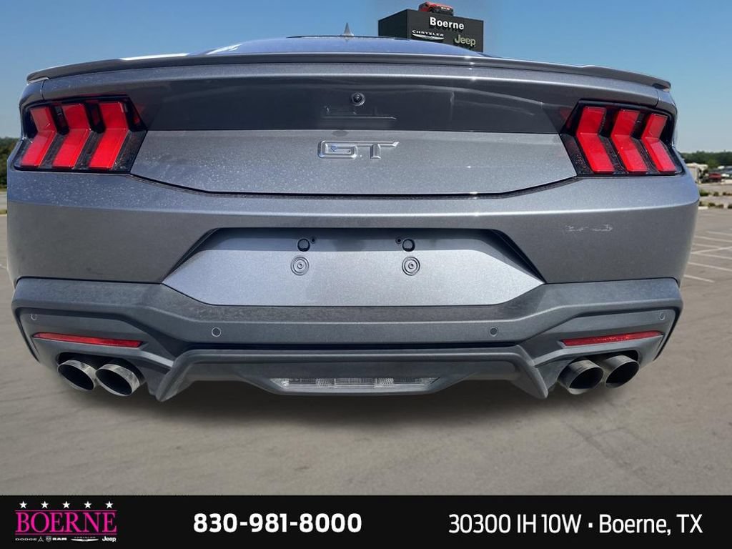 Used 2024 Ford Mustang GT RWD image 9