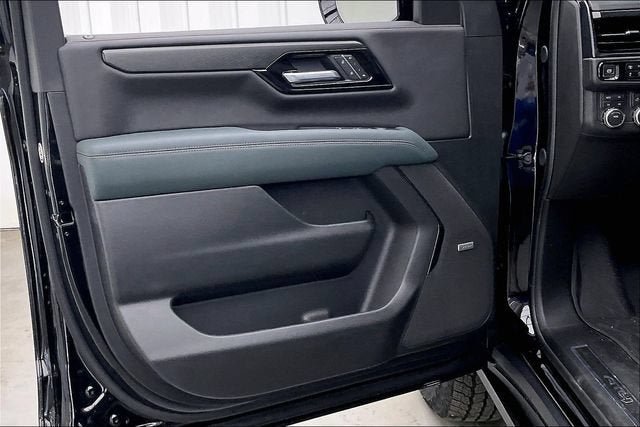 New 2026 GMC Yukon AT4 w/ AT4 Premium Package AWD/4WD image 11