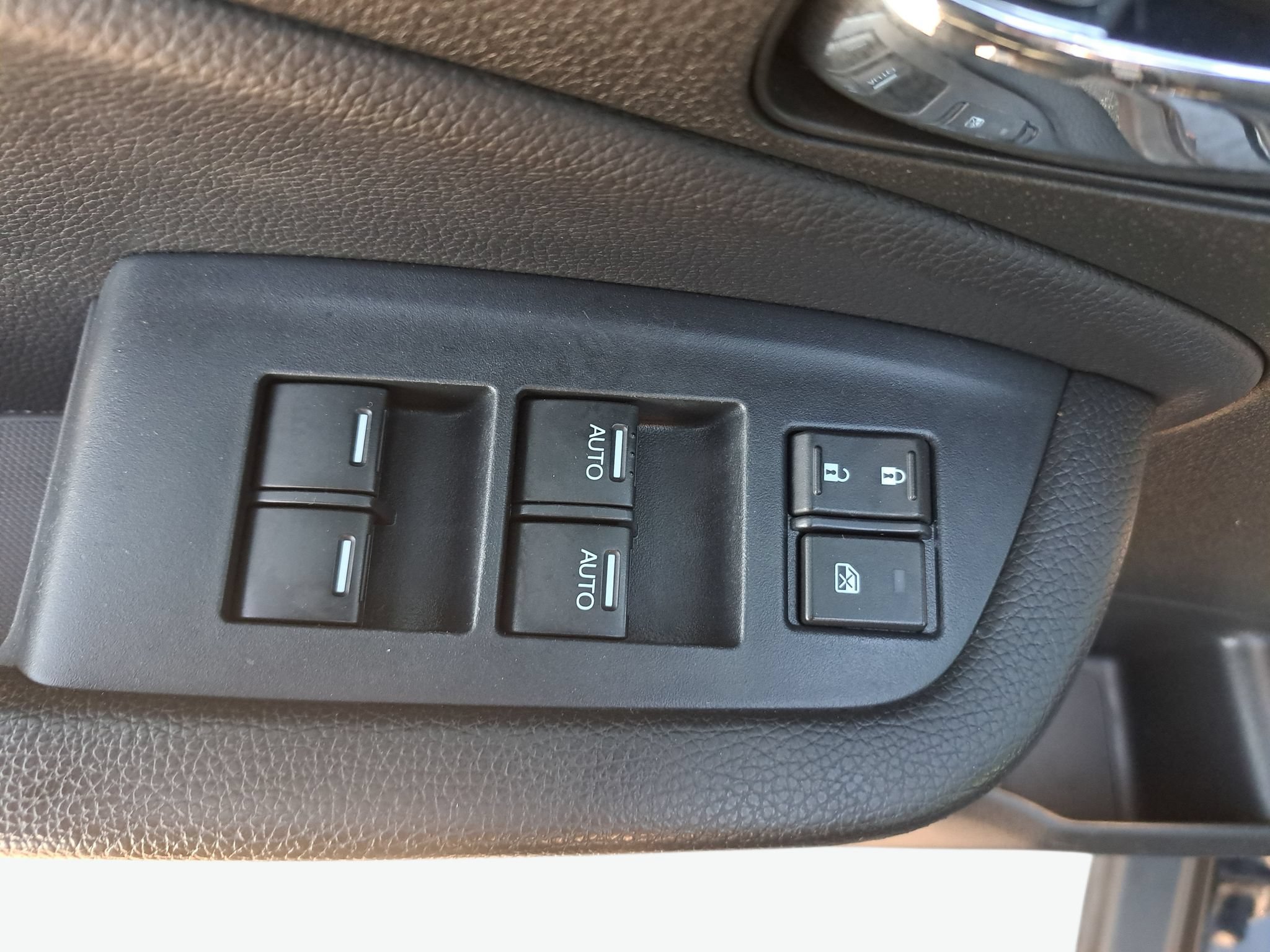 Used 2020 Honda Pilot LX image 26