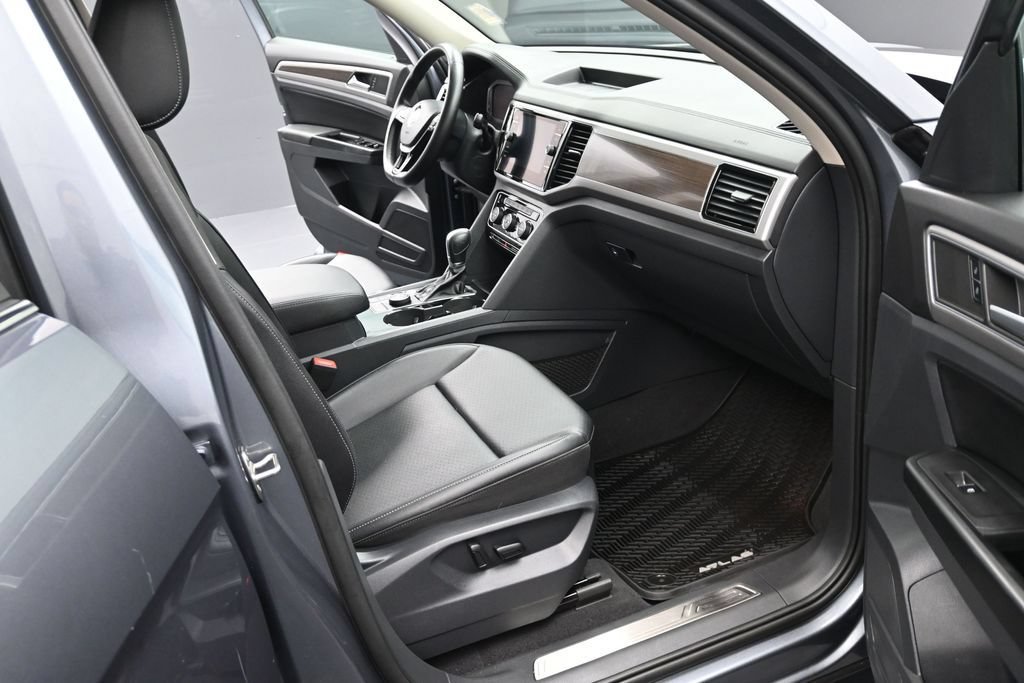 Used 2019 Volkswagen Atlas SEL AWD/4WD image 17