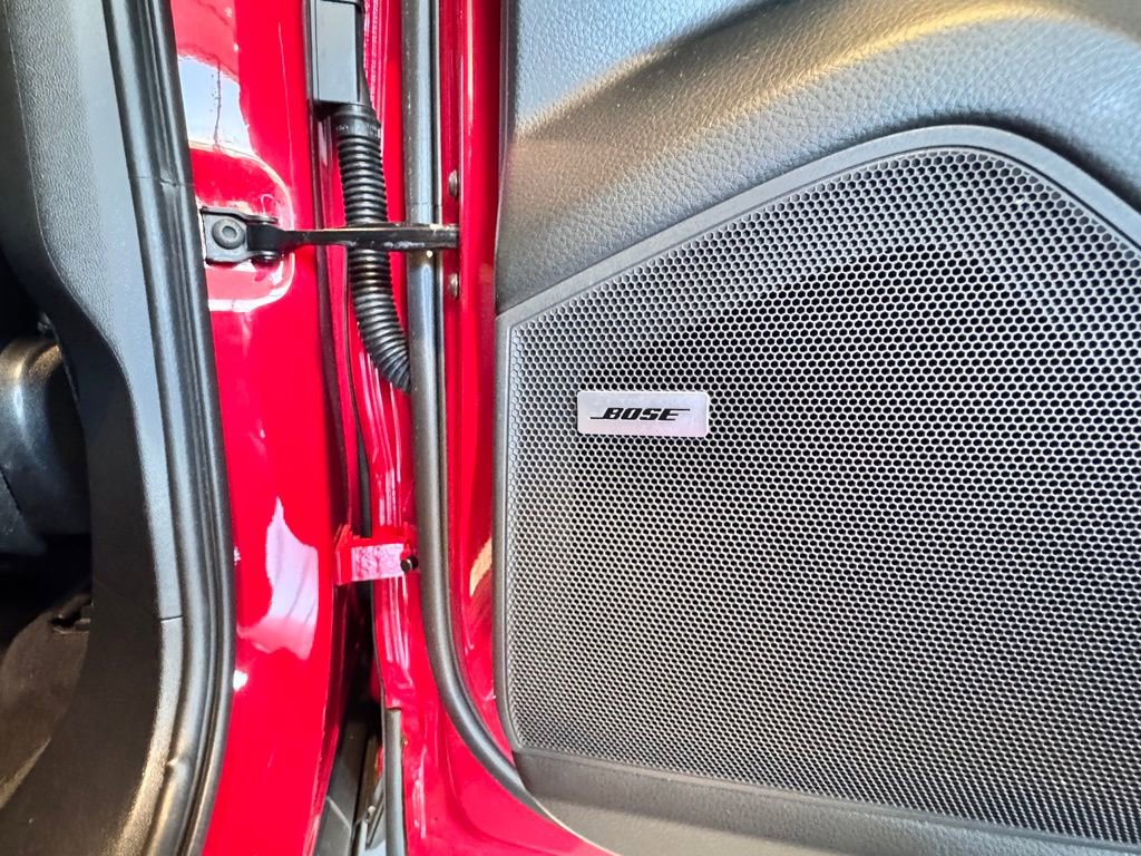 Used 2023 Porsche Cayenne Platinum Edition image 20