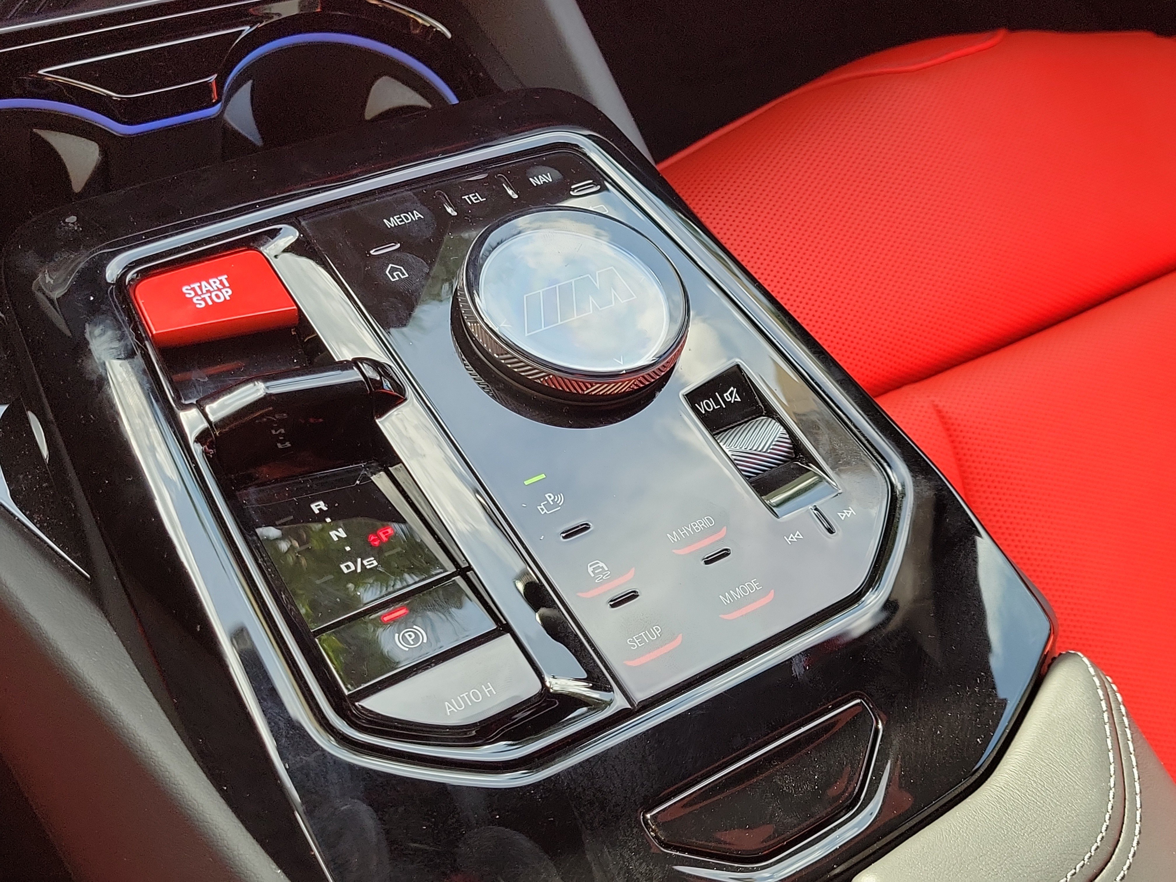 Used 2025 BMW M5 Touring AWD/4WD image 25