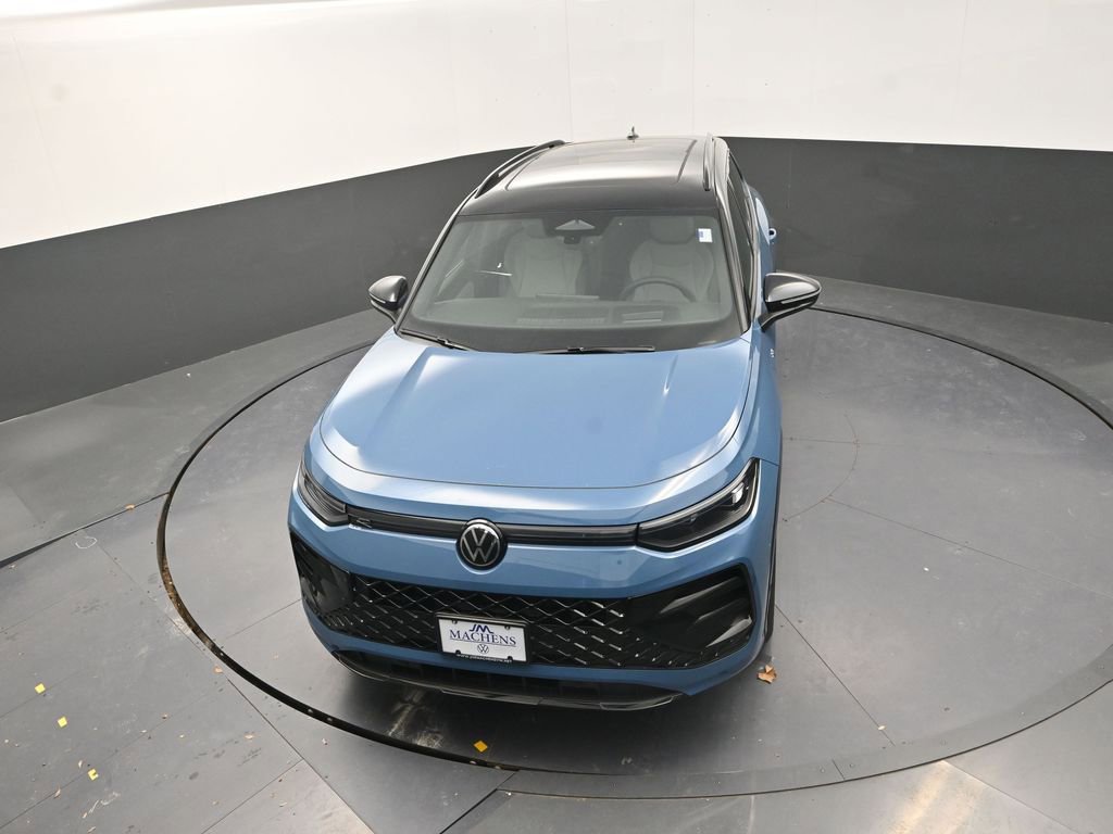 New 2026 Volkswagen Tiguan SE R-Line image 13