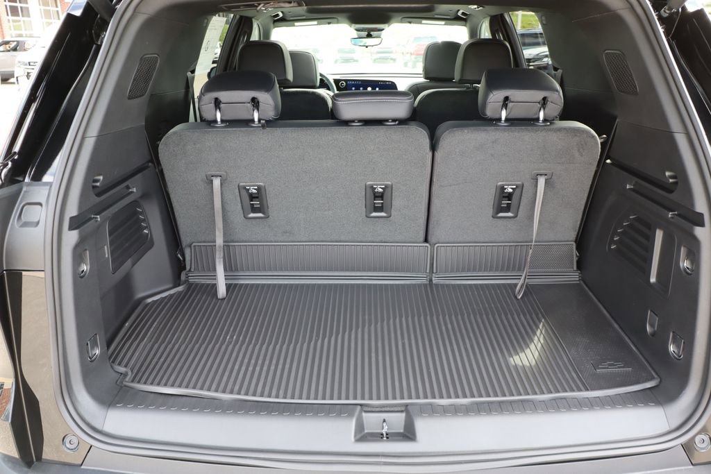 New 2026 Chevrolet Traverse LT FWD image 39
