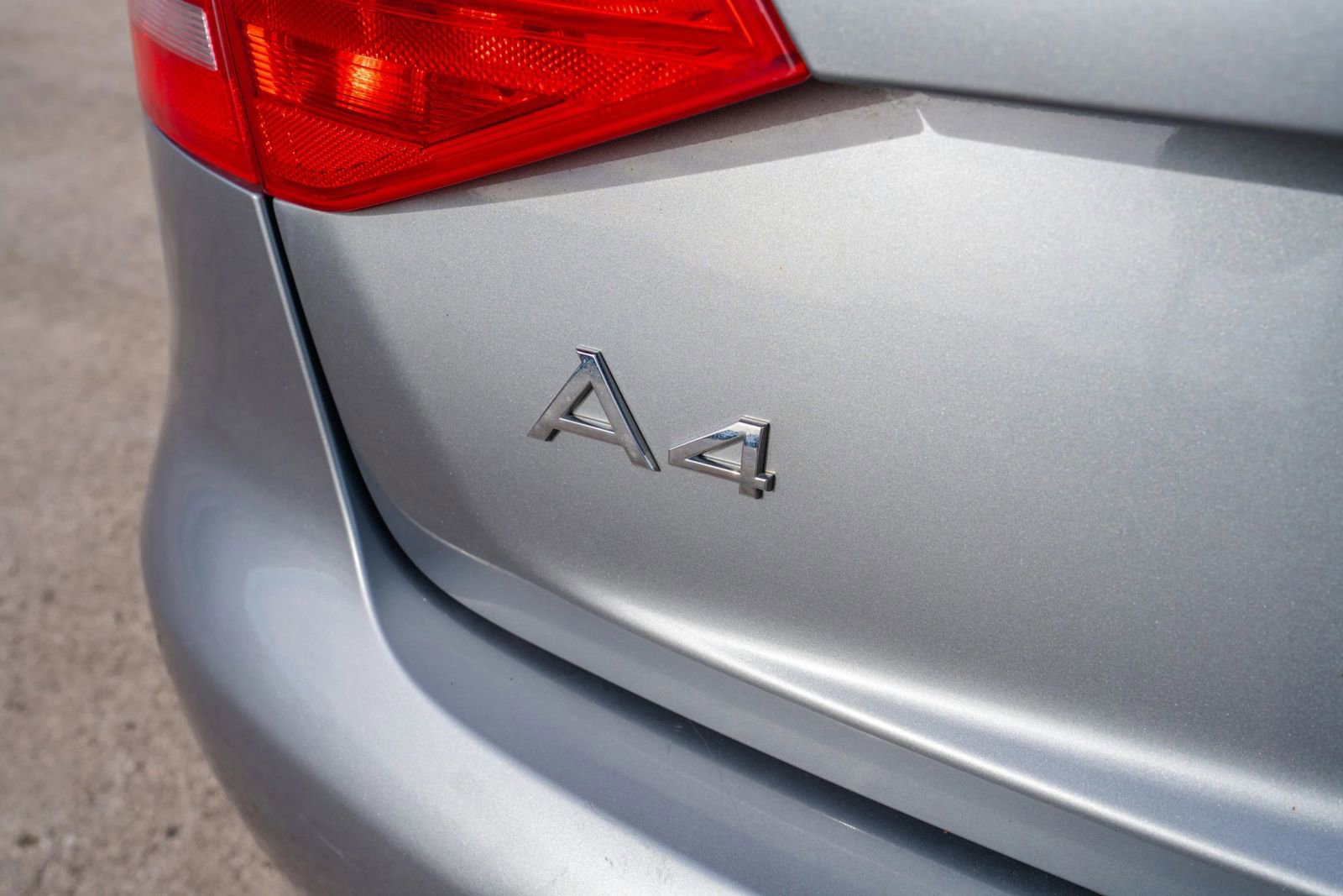 Used 2011 Audi A4 2.0T Premium Plus image 12