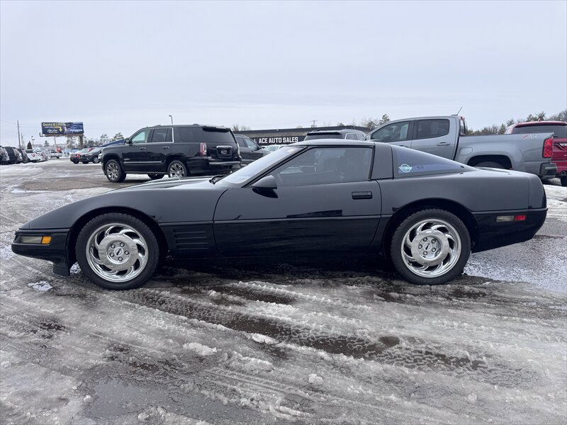 Used 1991 Chevrolet Corvette ZR-1 RWD image 5