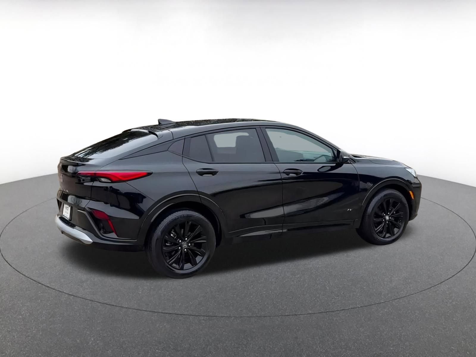 Used 2025 Buick Envista Sport Touring image 15