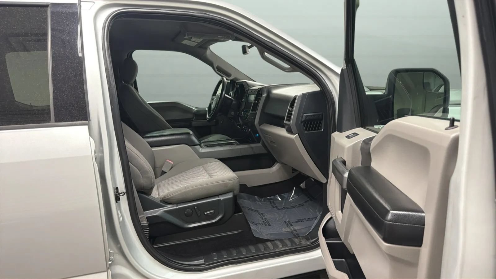 Used 2019 Ford F150 XLT w/ Equipment Group 302A Luxury RWD image 21
