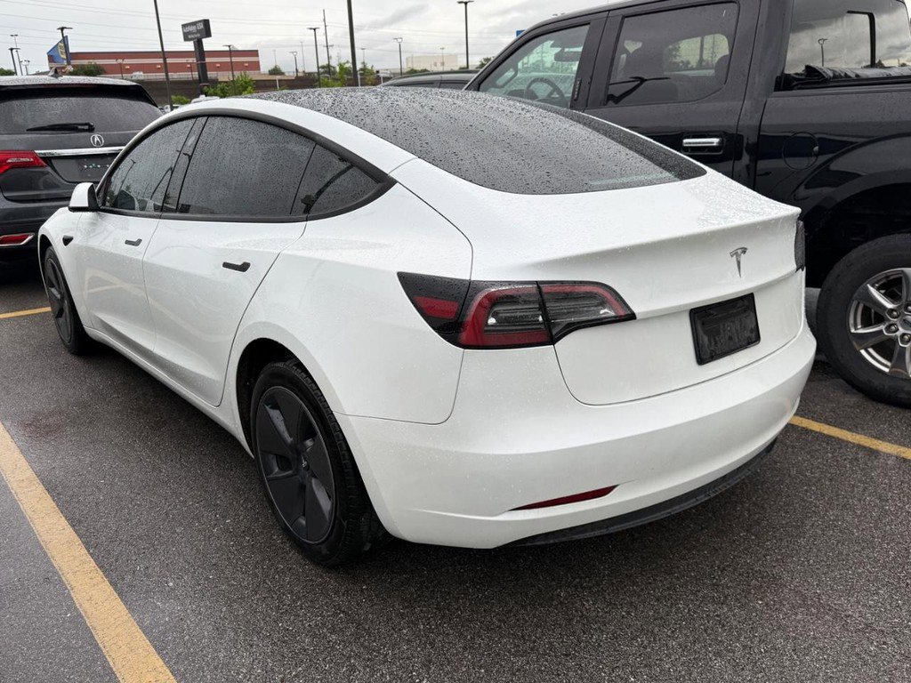 Used 2023 Tesla Model 3 Standard Range RWD image 9