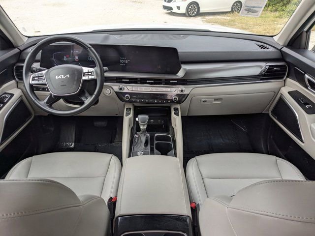 Used 2025 Kia Telluride S image 23