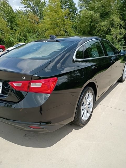 Used 2024 Chevrolet Malibu LT FWD image 5