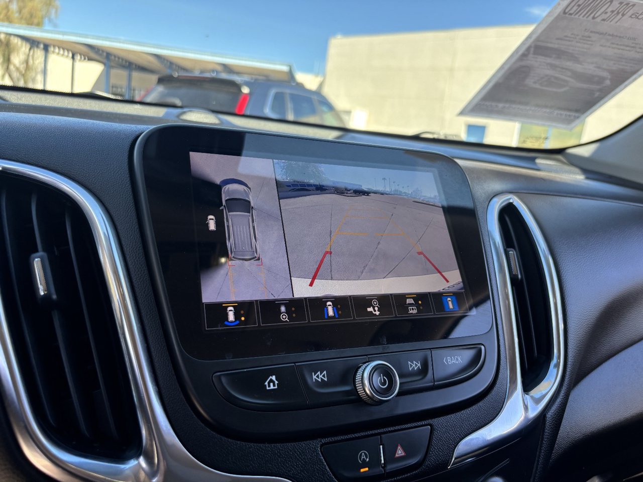 Used 2022 Chevrolet Equinox LT FWD image 21