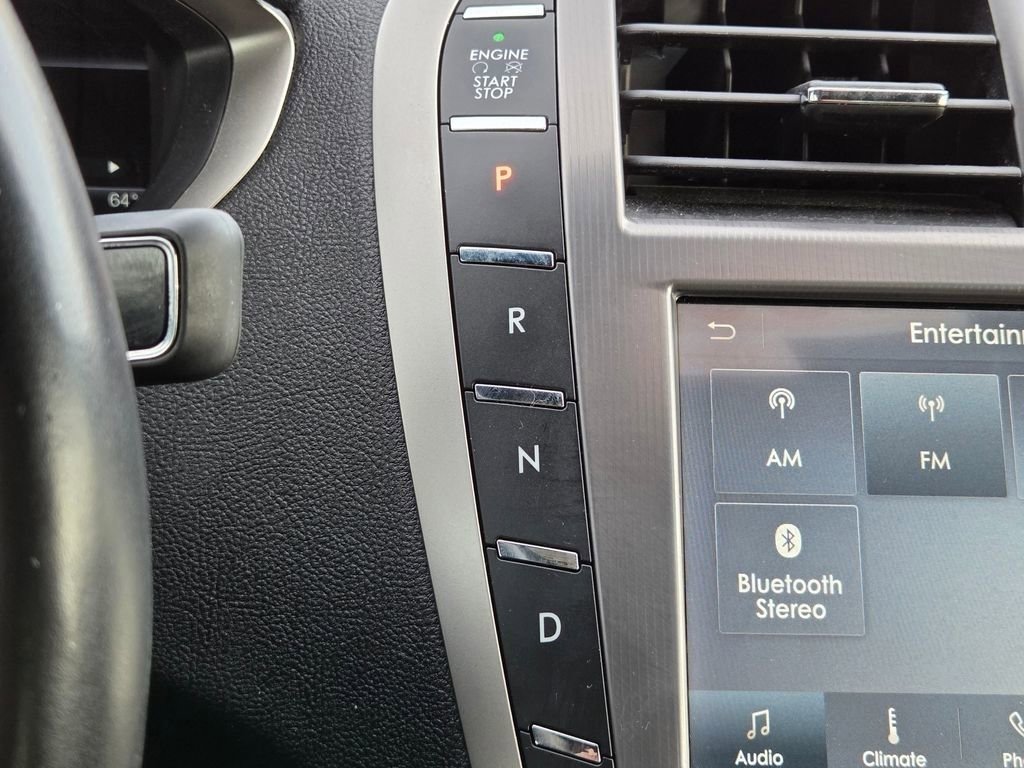 Used 2020 Lincoln MKZ Reserve w/ Monochromatic Package FWD image 34