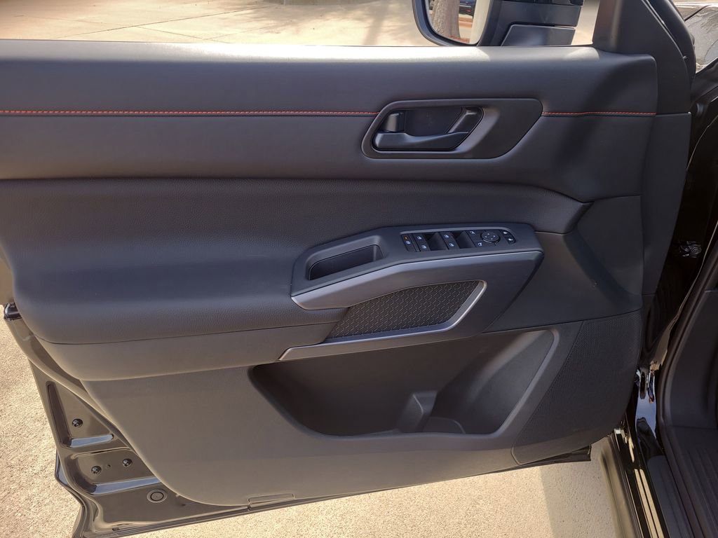 New 2026 Nissan Pathfinder Rock Creek image 16