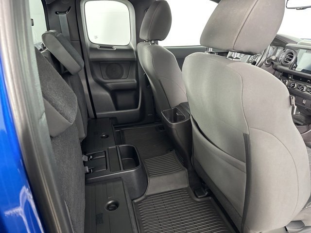 Used 2016 Toyota Tacoma TRD Sport image 27