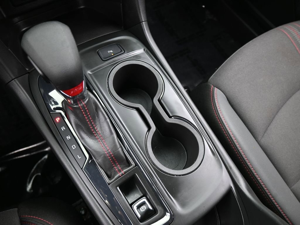 Used 2022 Chevrolet Equinox RS w/ Infotainment Package image 31