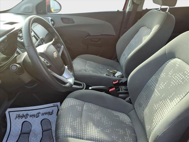 Used 2020 Chevrolet Sonic LT FWD image 17