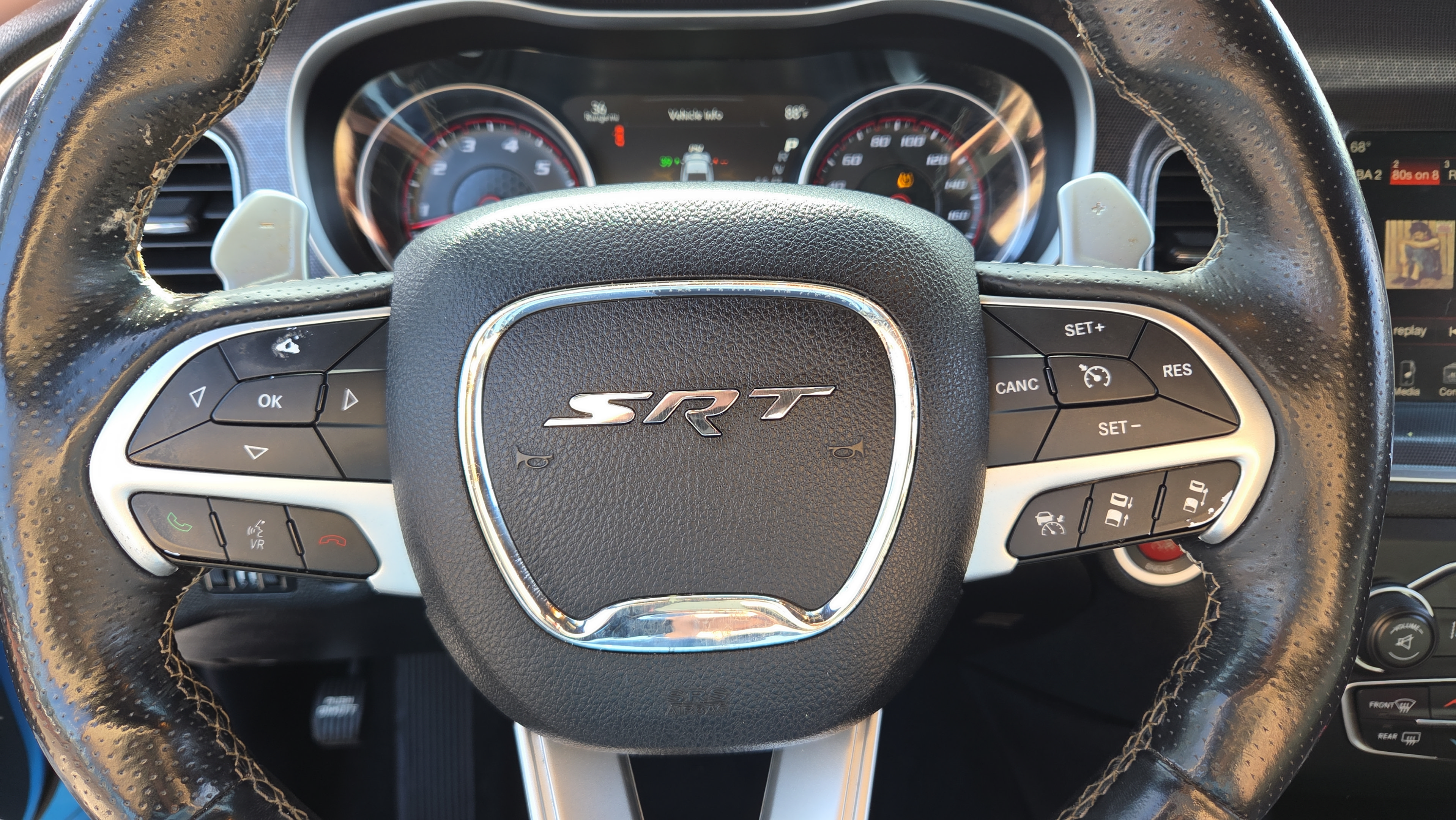 Used 2016 Dodge Charger SRT w/ Harman/Kardon Audio Group RWD image 21