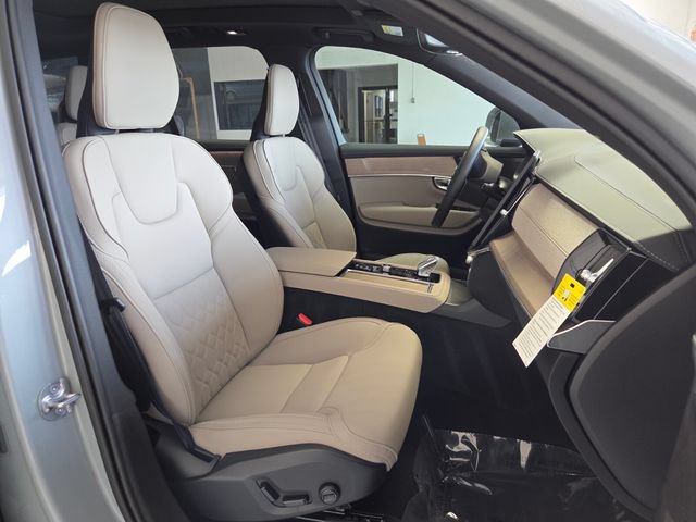 New 2026 Volvo XC90 B6 Plus w/ Protection Package Premier AWD/4WD image 44
