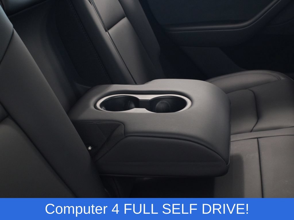 Used 2024 Tesla Model Y Performance AWD/4WD image 12