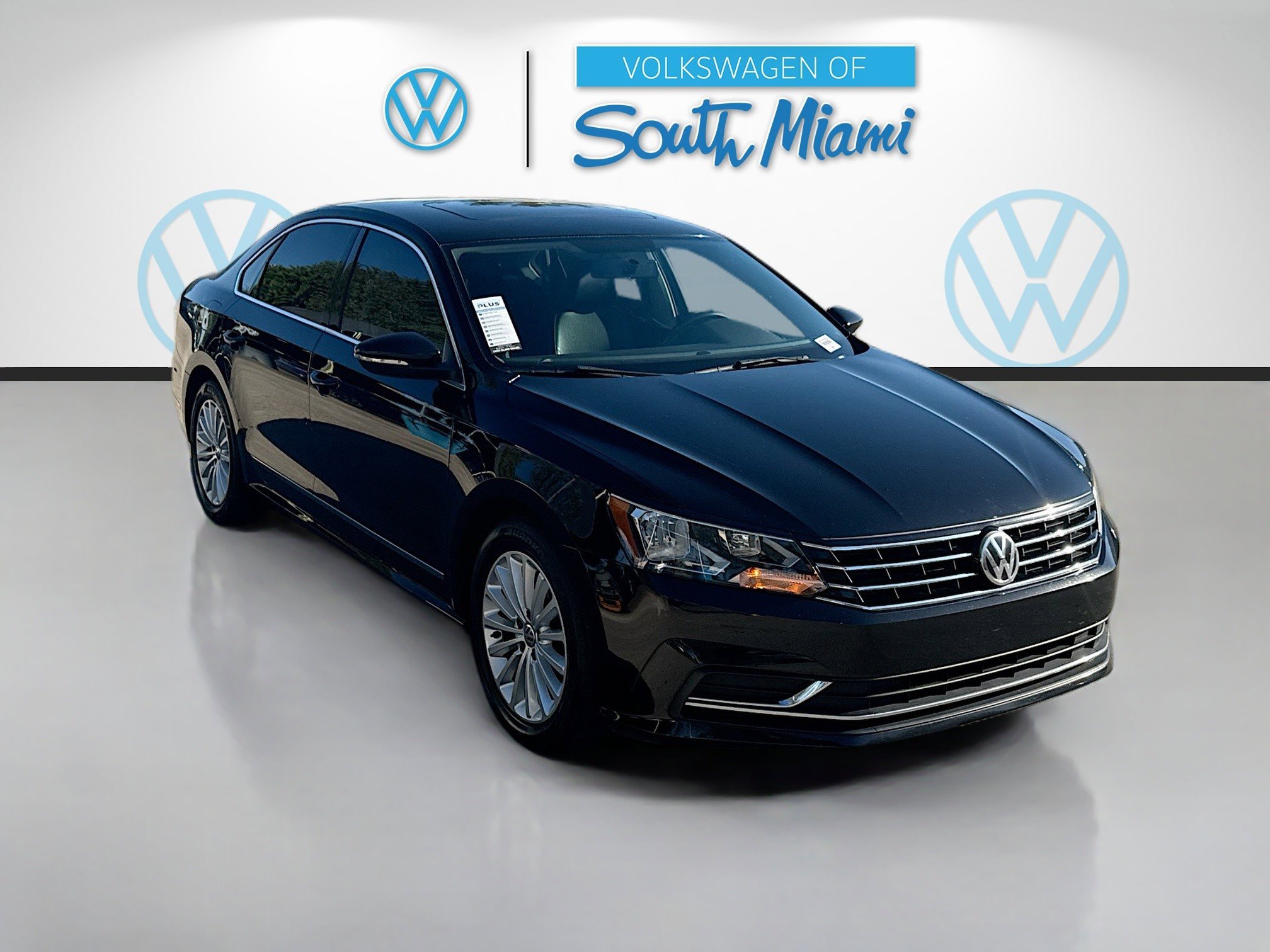 Used 2016 Volkswagen Passat 1.8T SE image 1