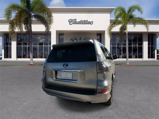 Used 2020 Lexus GX 460 Premium image 13