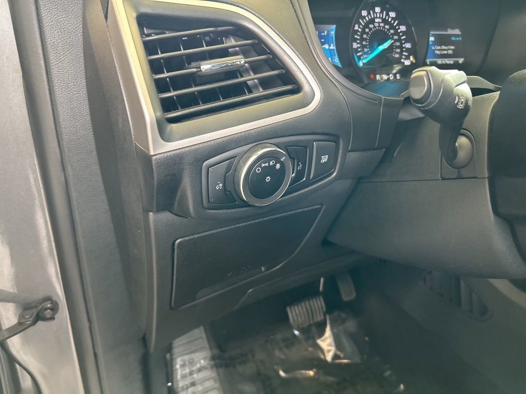 Used 2023 Ford Edge SEL image 38