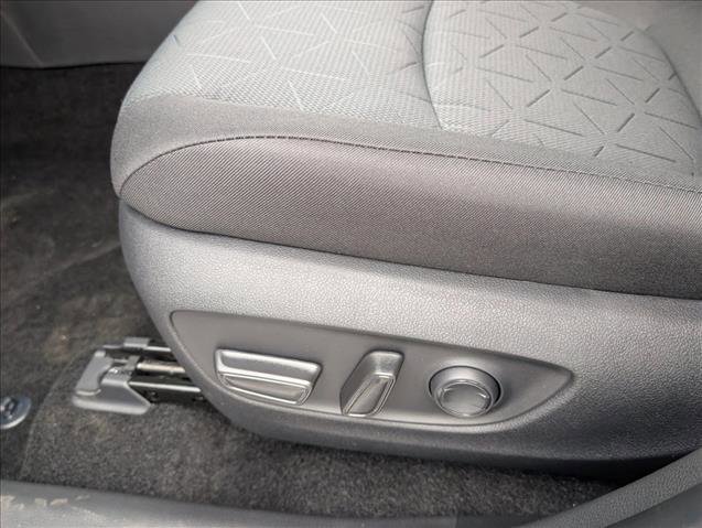 New 2025 Toyota RAV4 XLE image 17