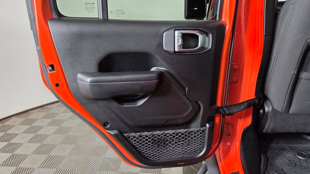 Used 2018 Jeep Wrangler Unlimited Sport S image 29